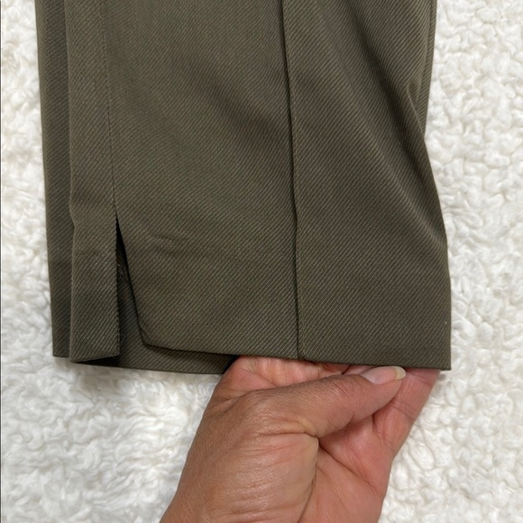 H&M GREEN PANTS NWT | SIZE 2 | CASUAL PANTS - Picture 8 of 13